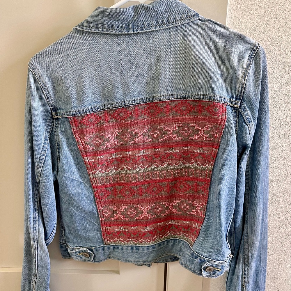 American Eagle Denim Jacket With Patterned Back - image 2